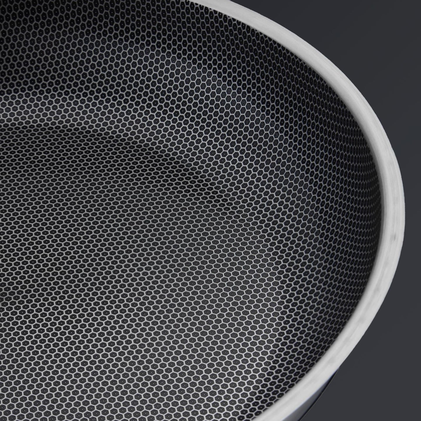 Hive Hybrid™ 24cm Frying Pan & Lid
